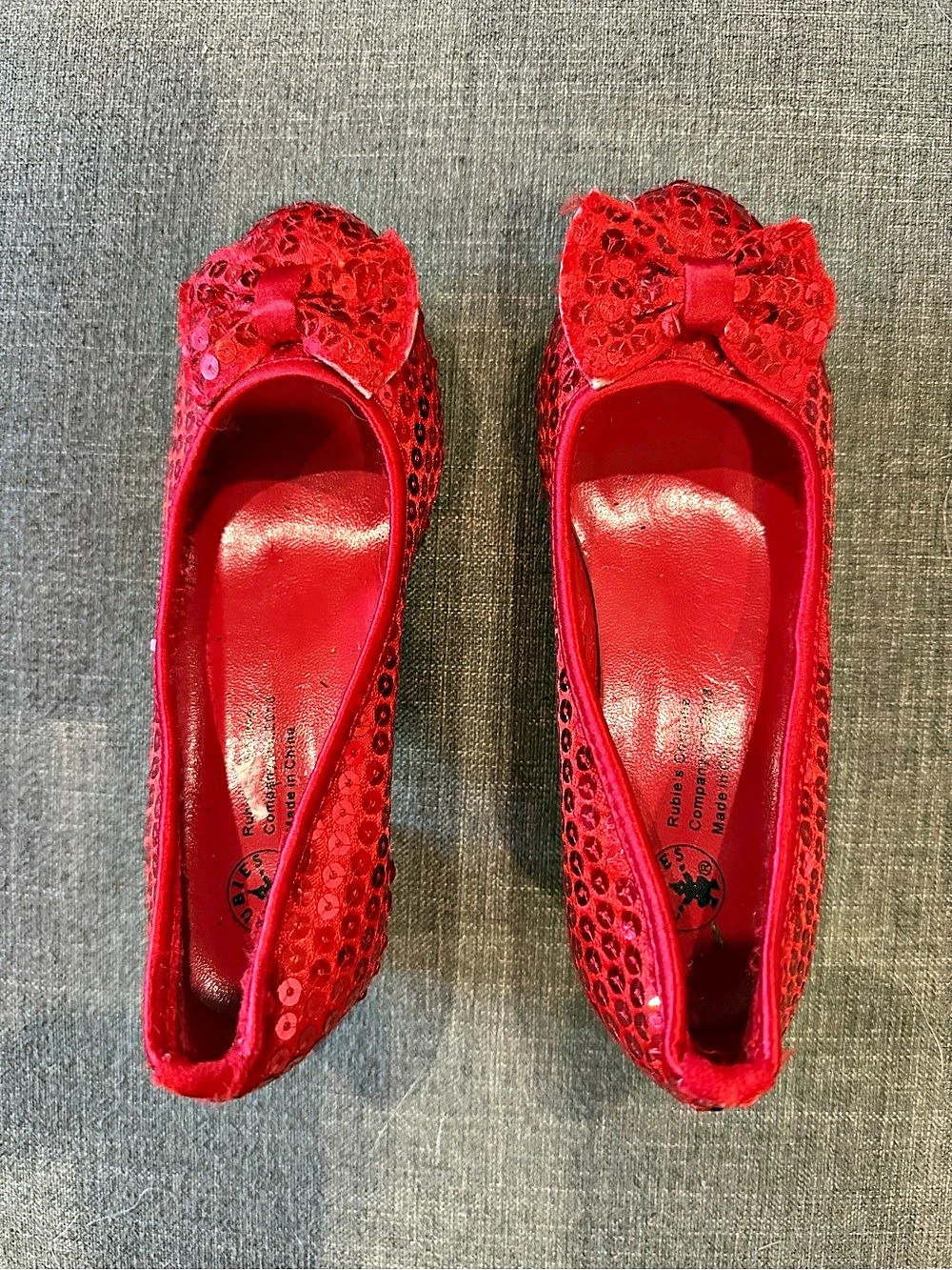 Rubie's Costume Co. Wizard of Oz Dorothy Sequin Red Shoes.